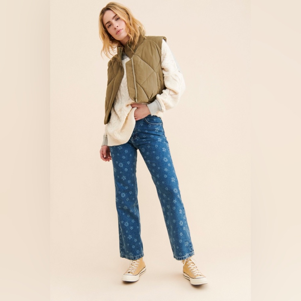 NEW RAGGED PRIEST DAISY JEAN SIZE 28 DAIST STRAIGHT LEG JEANS